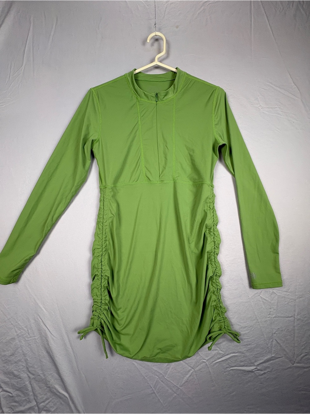 Athleta Women’s Medium Green Ruched Side Active Dress Long Sleeve Zip Front